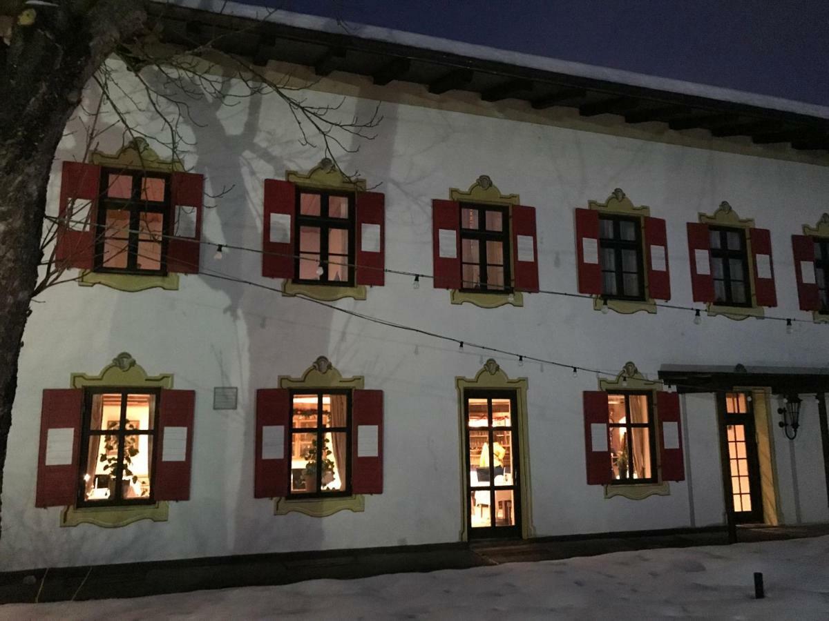 Posthotel Sachrang Exterior photo